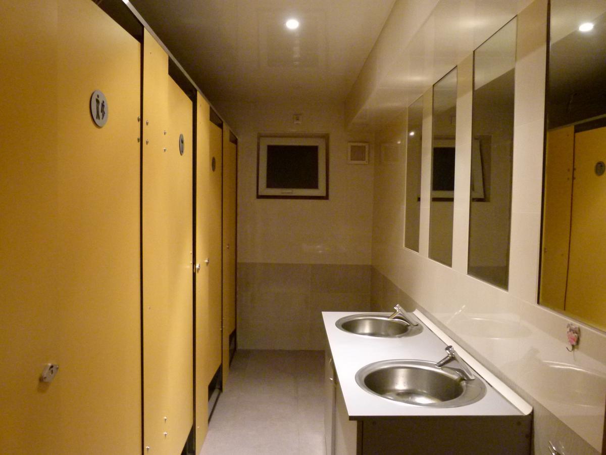 Why Me Eco-Friendly Hostel Tbilisi Exterior foto